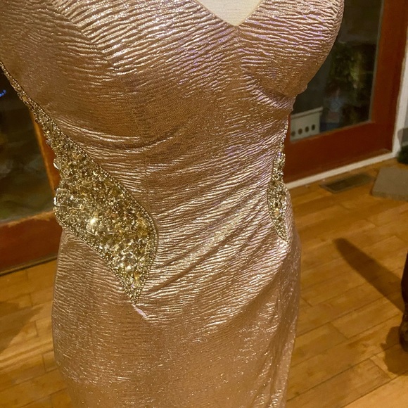 ASKFormal Metallic gold tint Prom/Sweet 16 Formal gown.Jewel detail,slit &train - Picture 2 of 11
